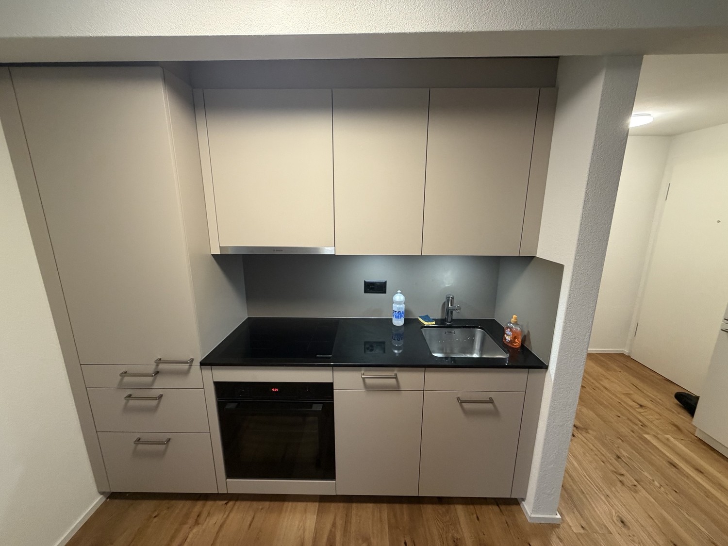 Appartamento di 2 locali, foto 1 di 4