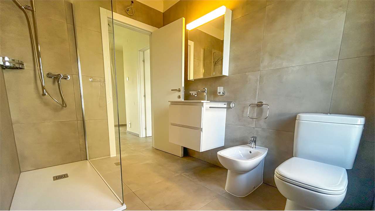 2 rooms apartment, foto 6 di 8