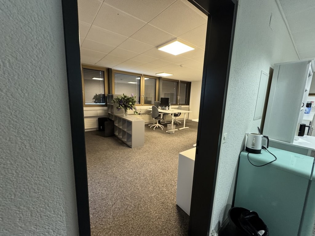 58m² commerciale, foto 6 di 9
