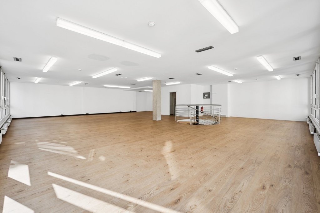 ufficio di 194m², foto 3 di 10