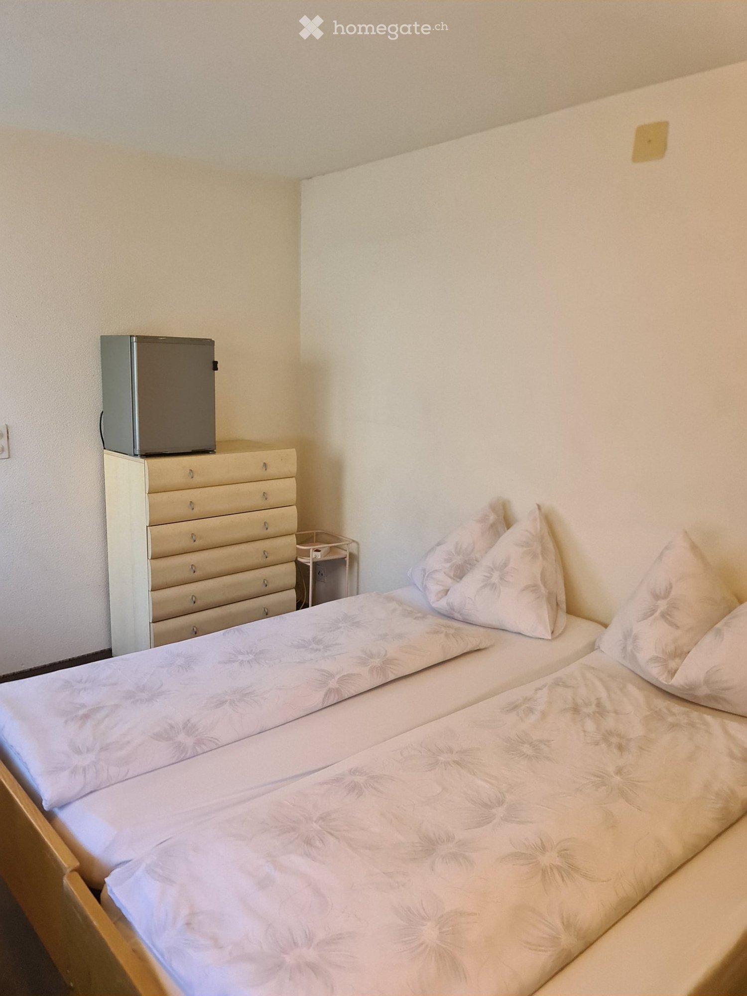 1 room single room