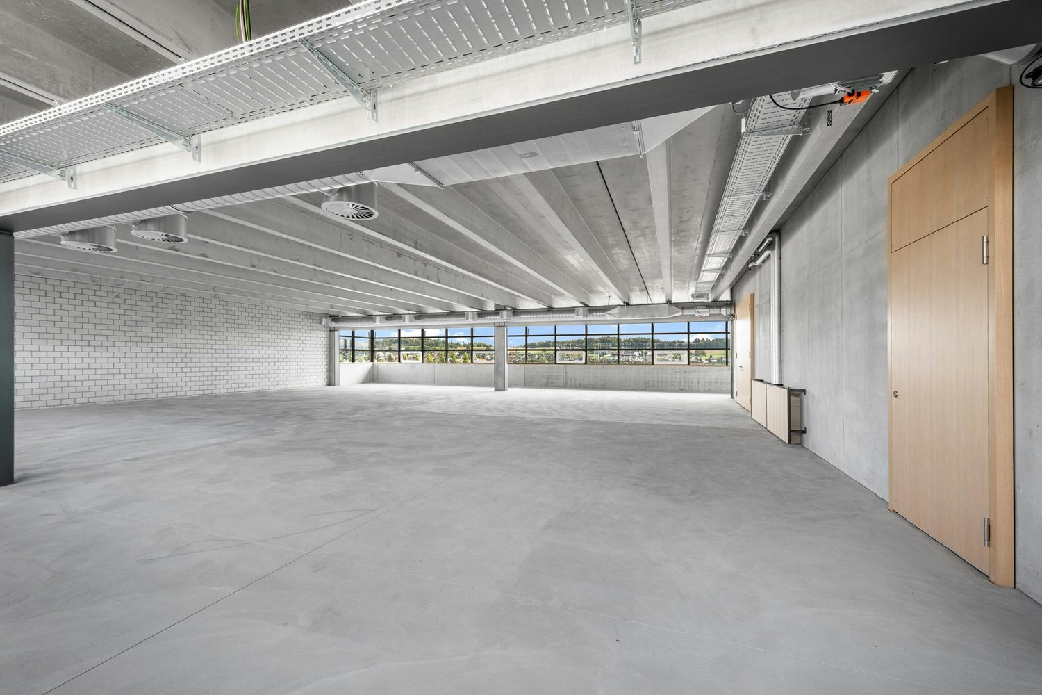 600m² commerciale