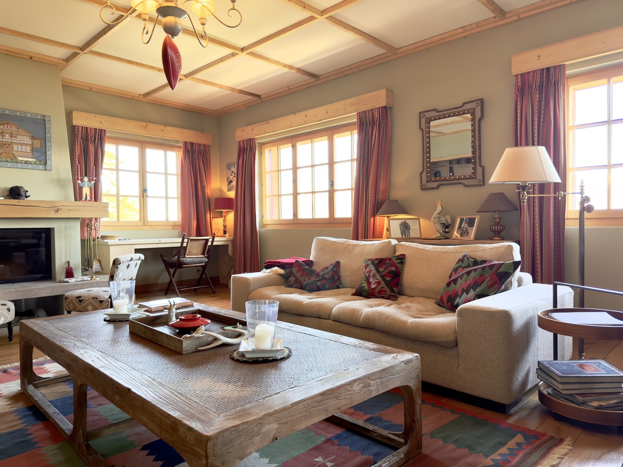 chalet con 7 locali, foto 4 di 10