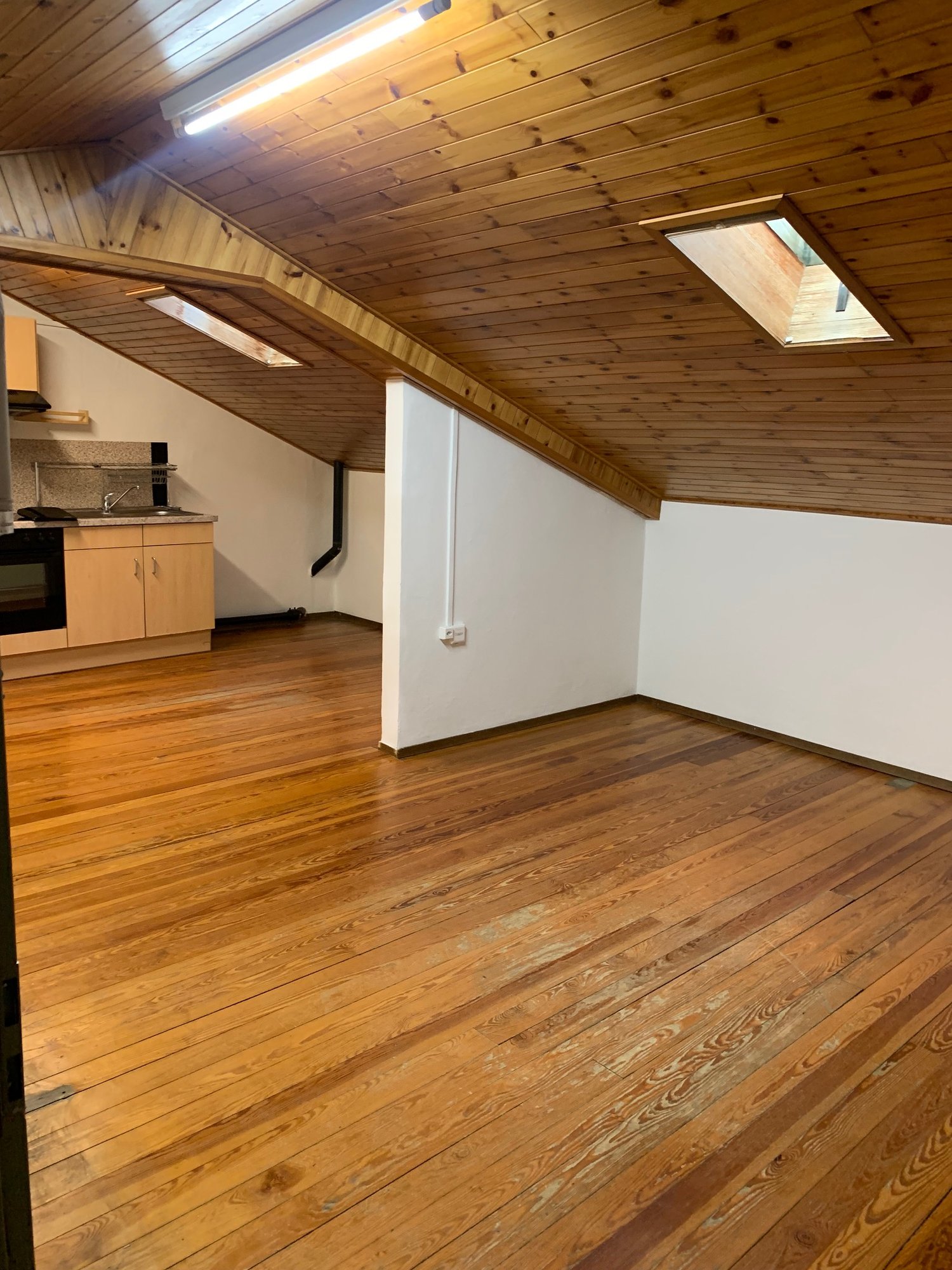 4 rooms roof flat
