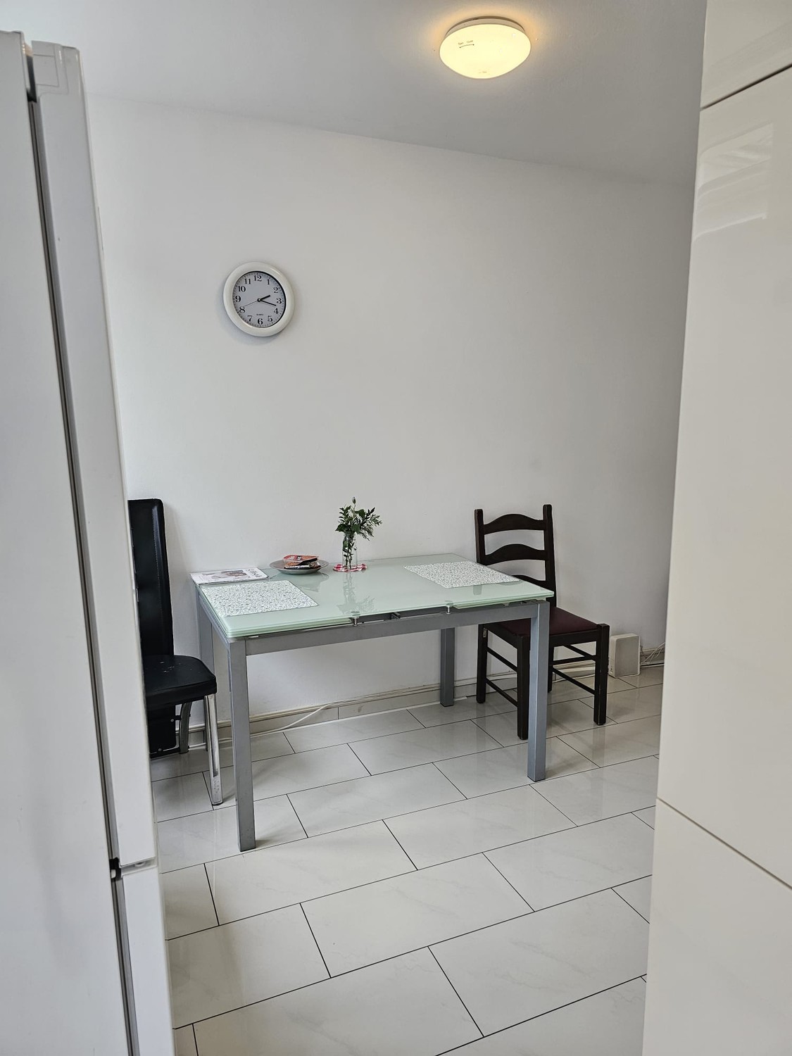 Camera in un appartamento condiviso, foto 4 di 5
