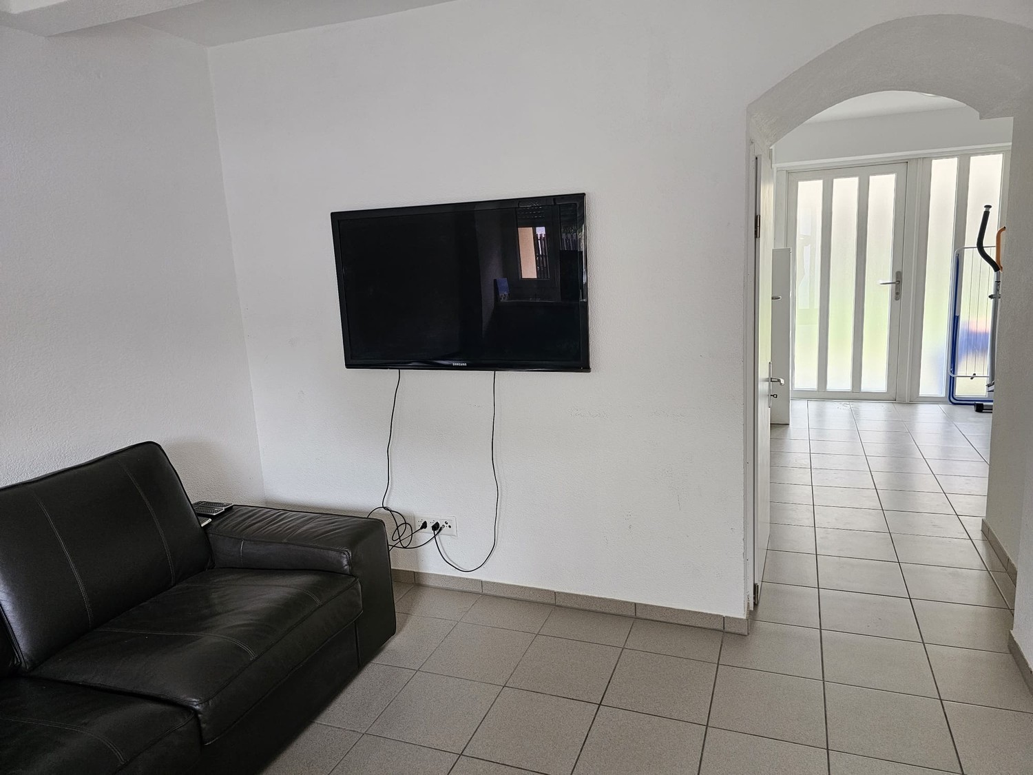 Camera in un appartamento condiviso, foto 2 di 5