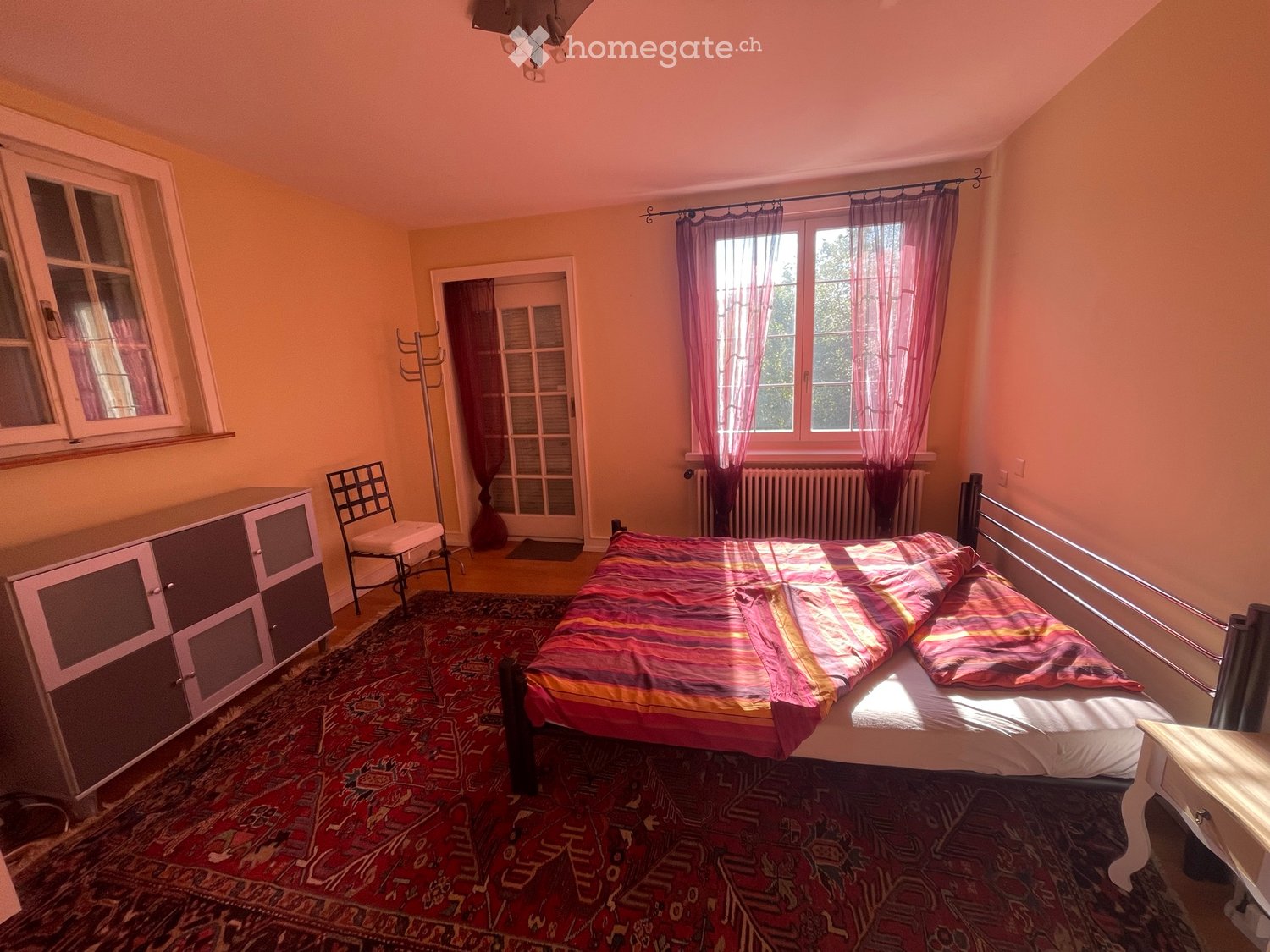 1 room single room