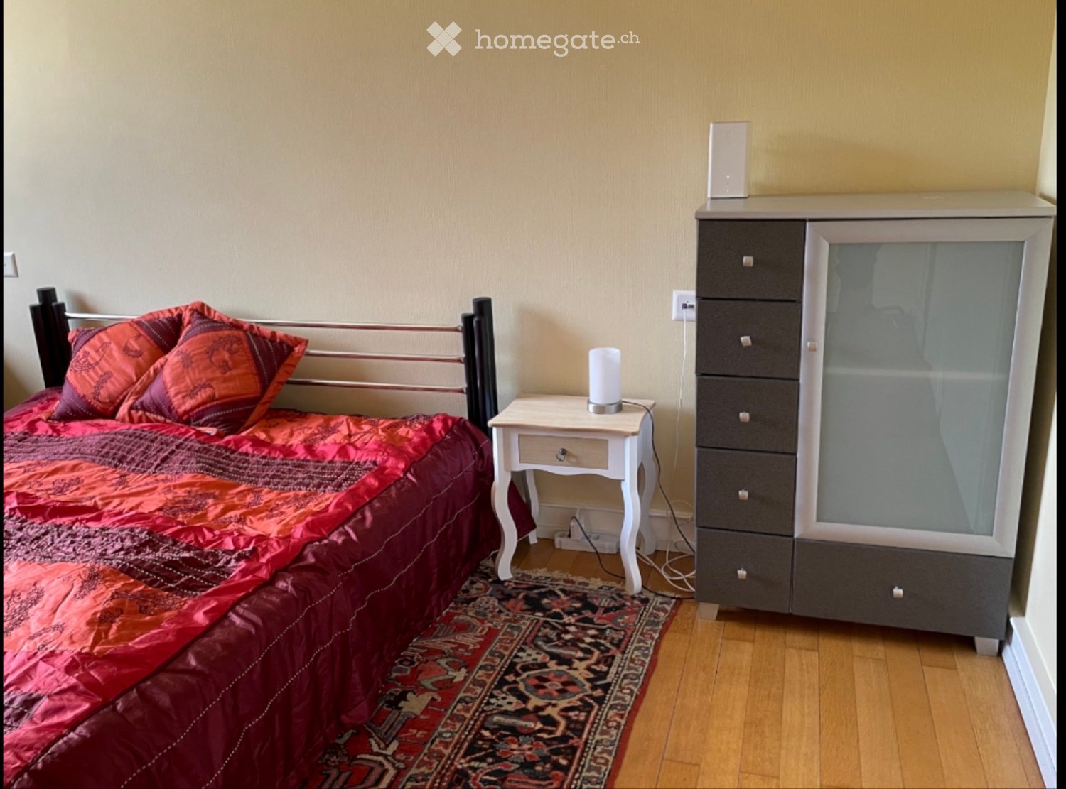1 room single room
