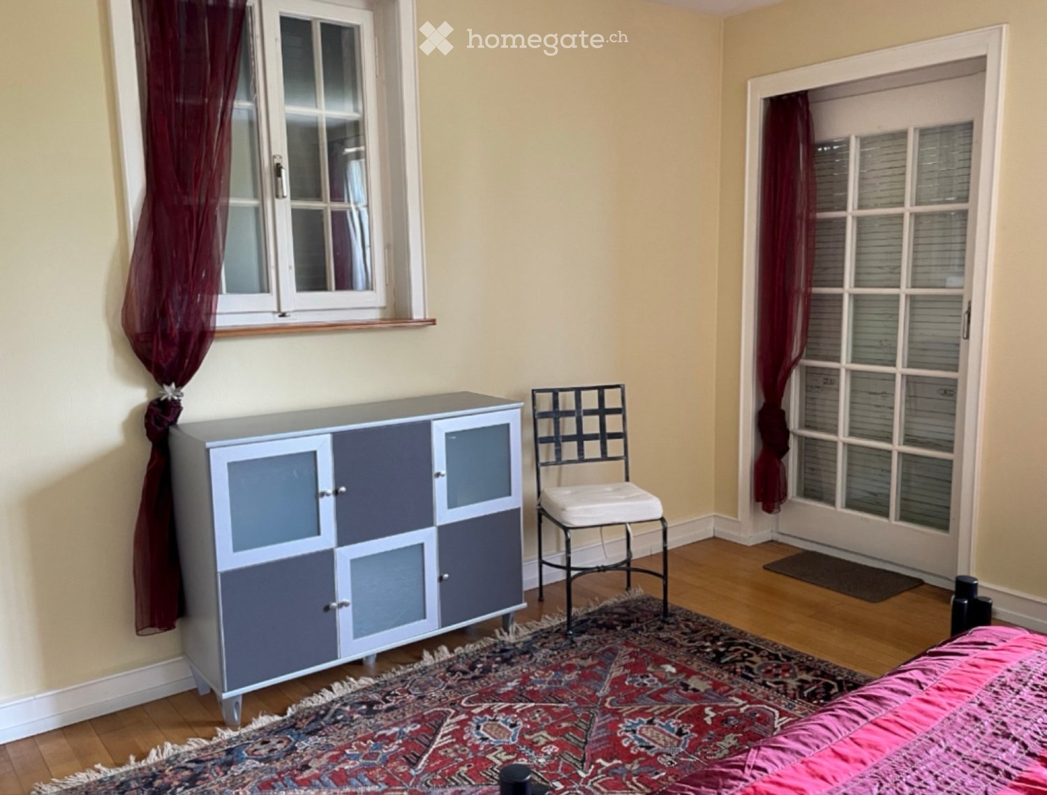 1 room single room