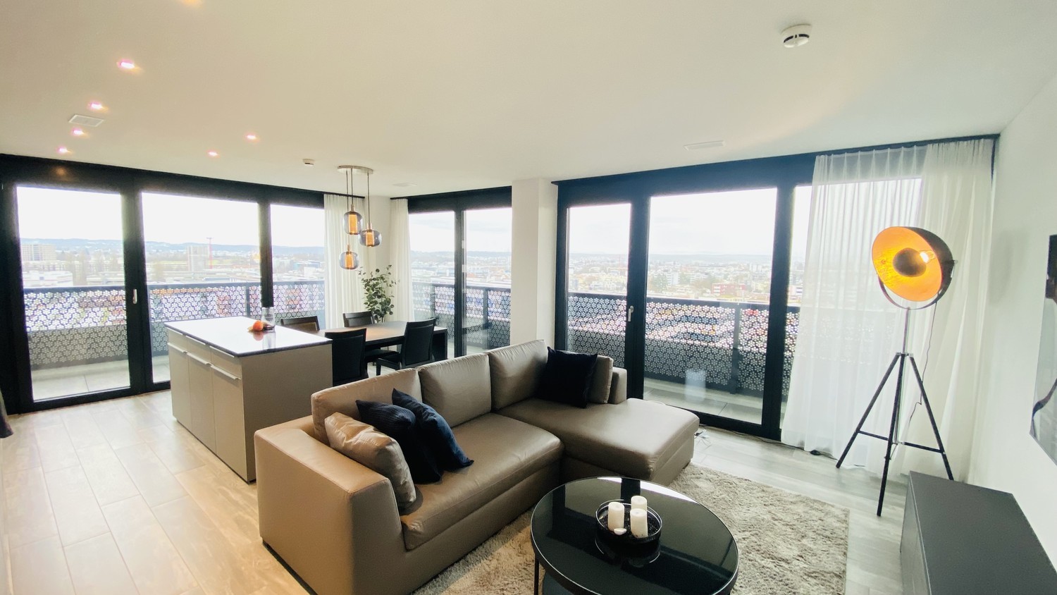 Appartamento di 2 ½ locali, foto 1 di 10
