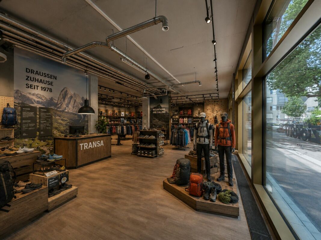 225m² commercial