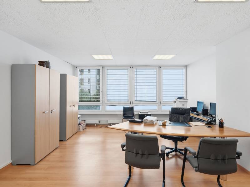 165m² ufficio, foto 1 di 10