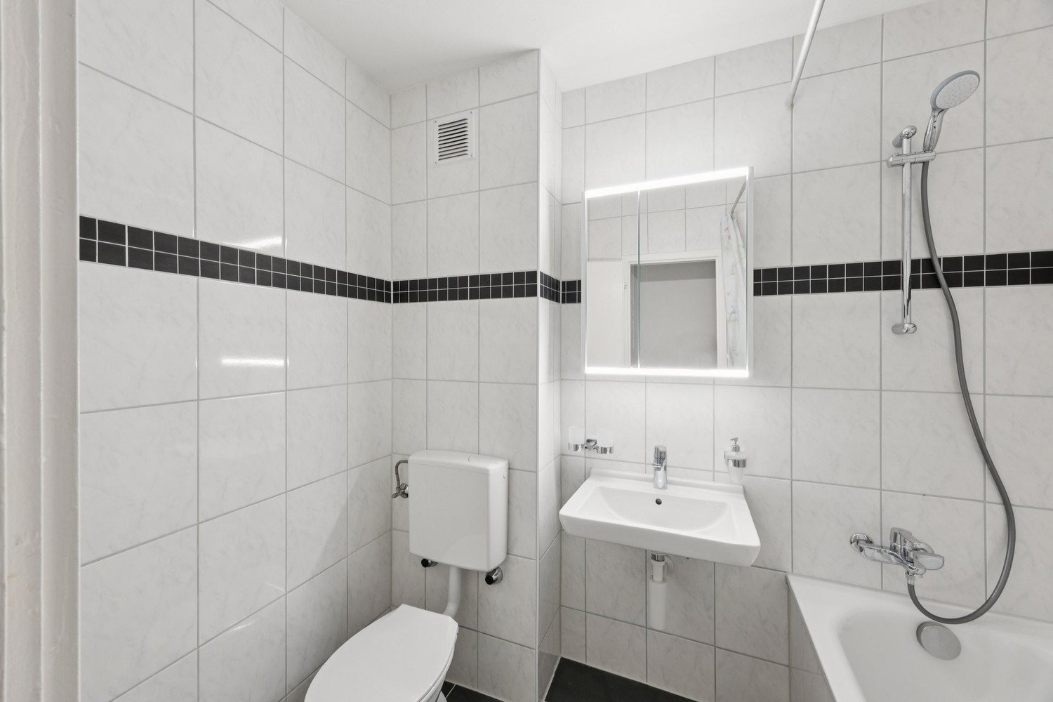 Appartamento di 2 locali, foto 4 di 8