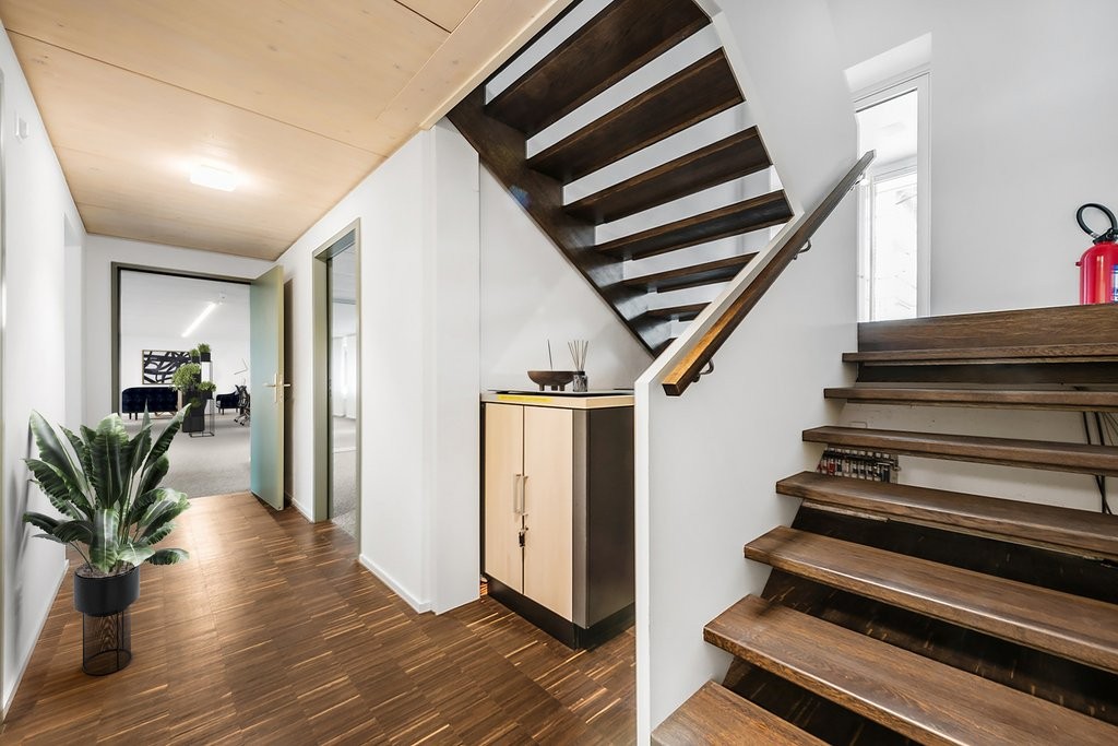 310m² office, foto 6 di 8