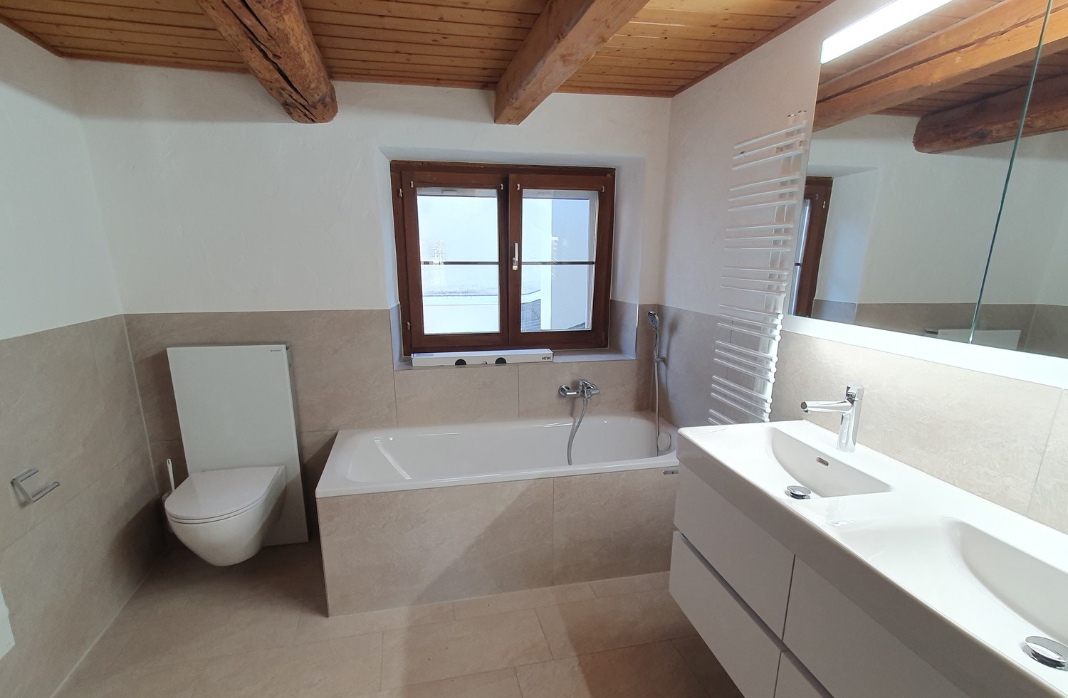 Casa singola di 6 locali, foto 3 di 10