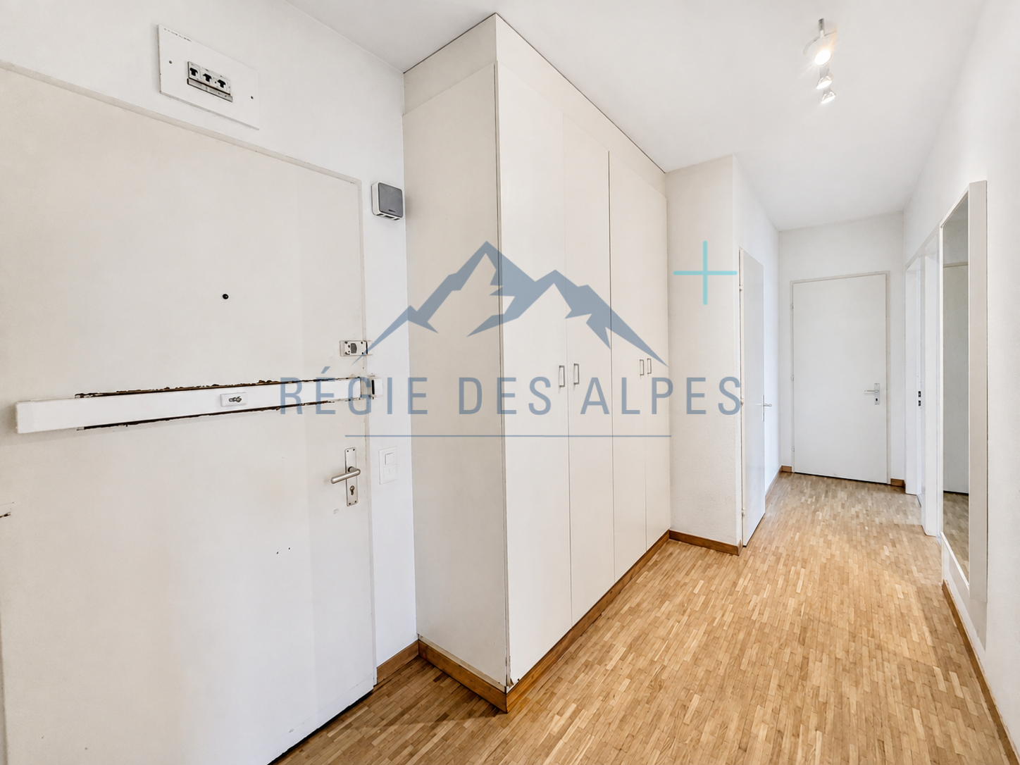 Appartamento di 4 locali, foto 7 di 7