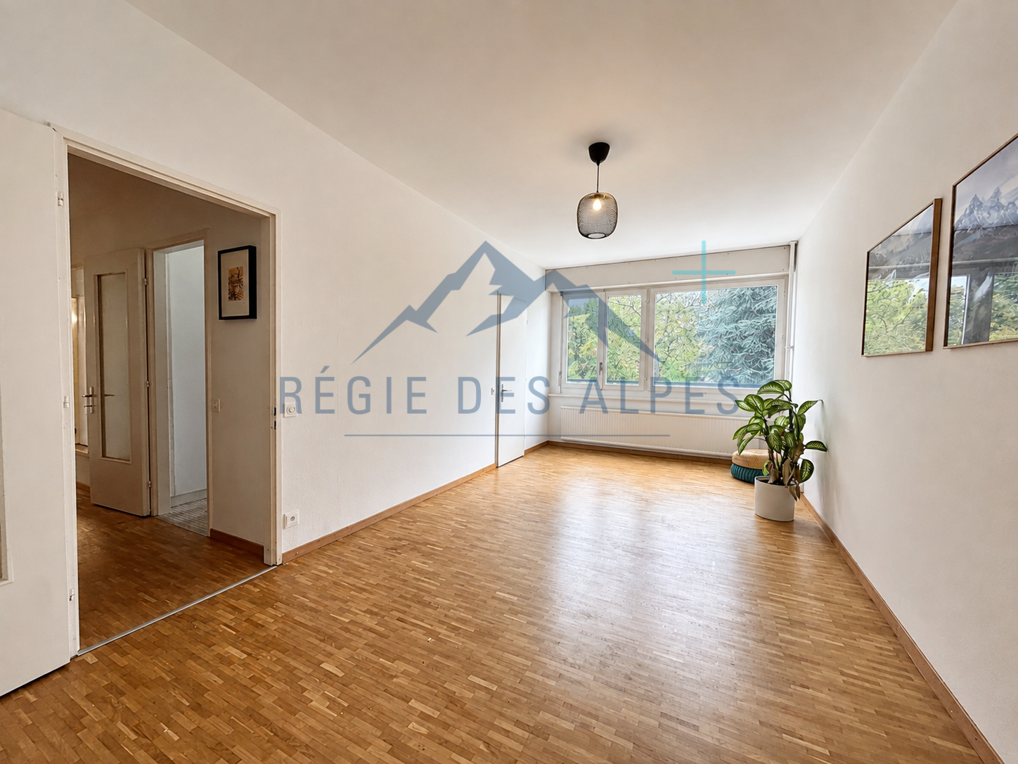 Appartamento di 4 locali, foto 1 di 7