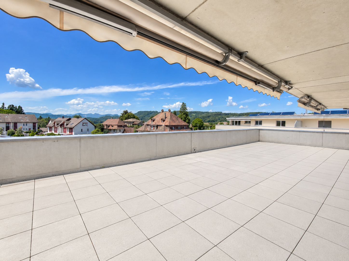 Appartamento attico di 4 ½ locali, foto 2 di 10