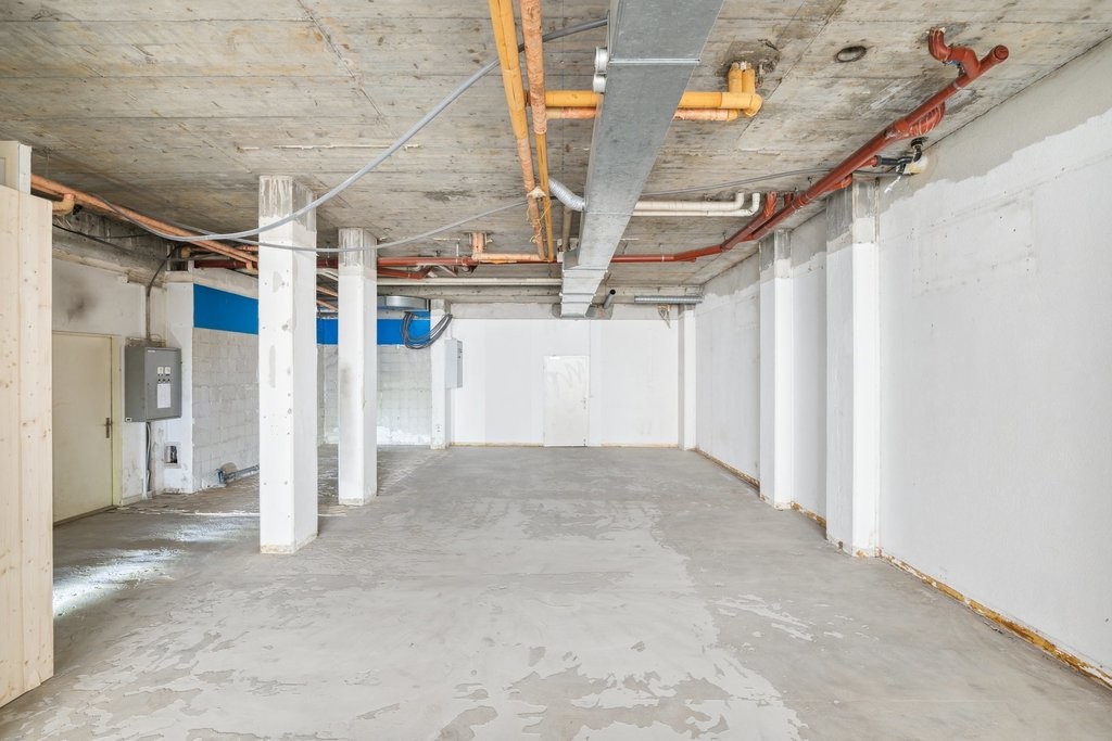 146m² shop, foto 5 di 10