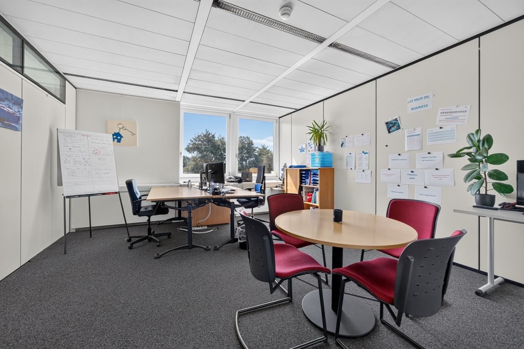 352m² ufficio