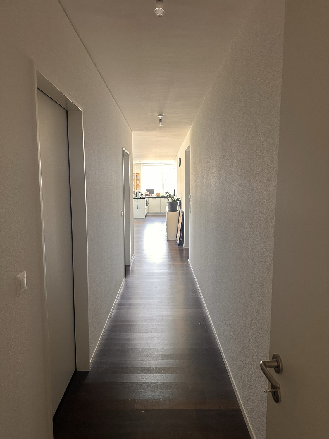 Camera in un appartamento condiviso, foto 1 di 3