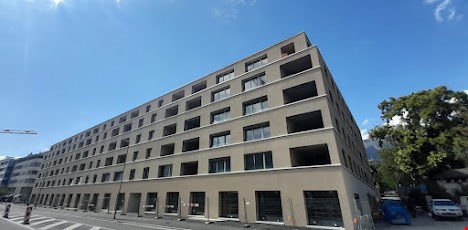 210m² negozio
