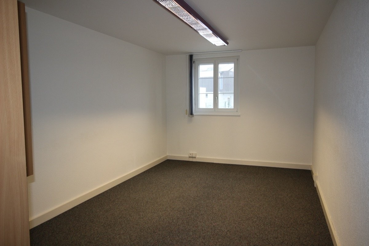 80m² Büro