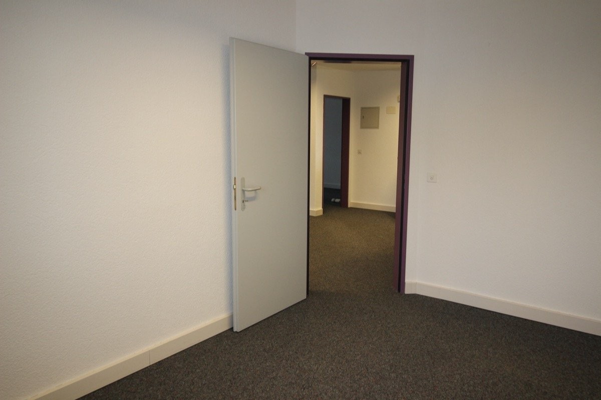 80m² Büro
