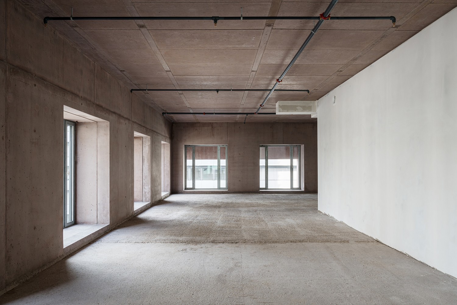 299m² commerciale