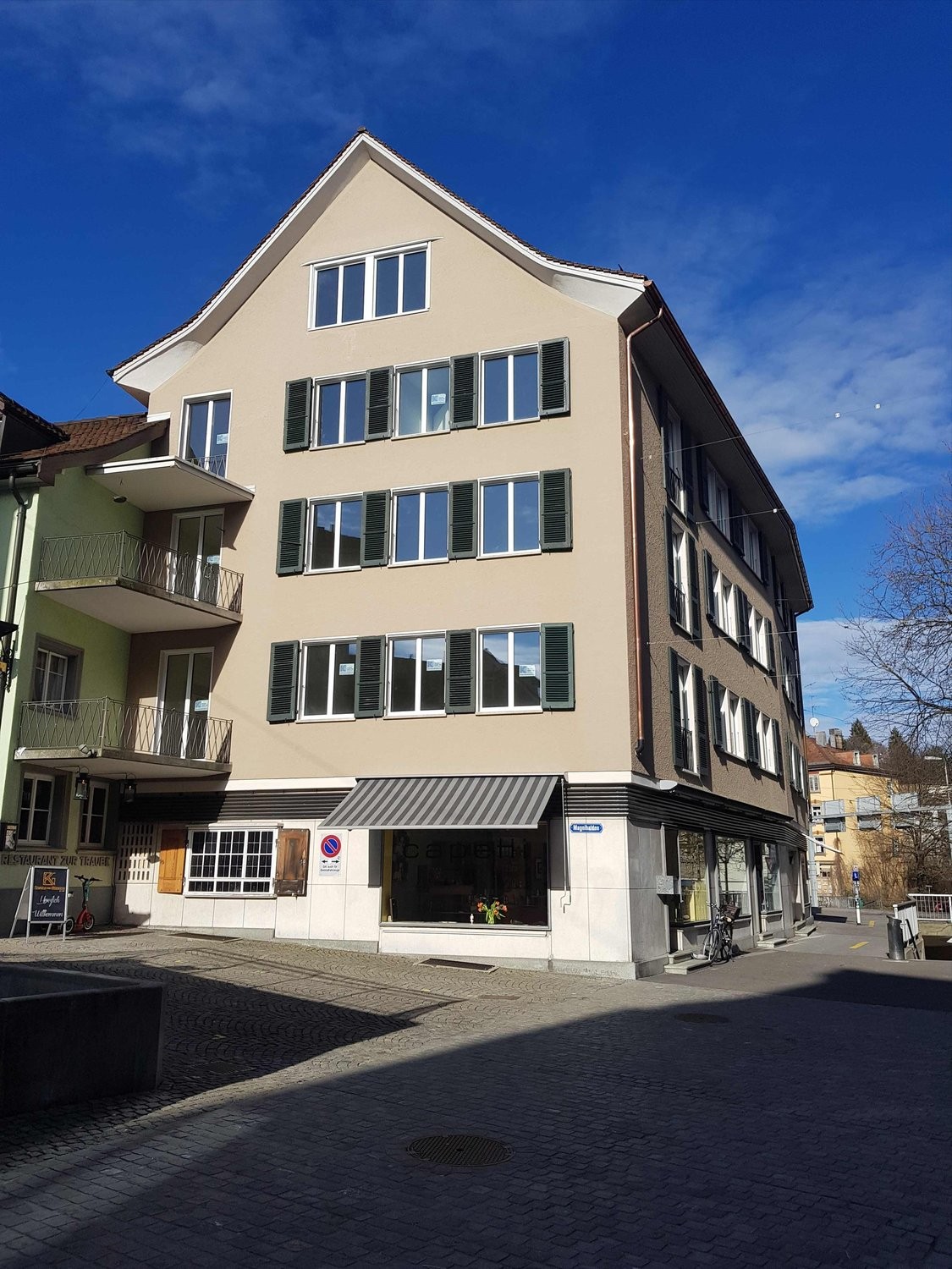 Negozio di 86m²