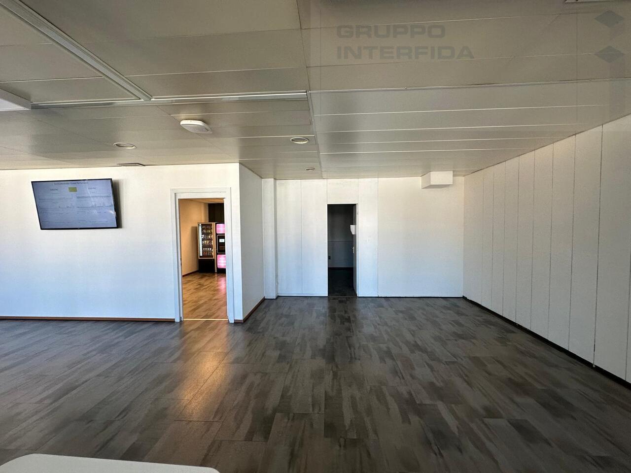 950m² bureau