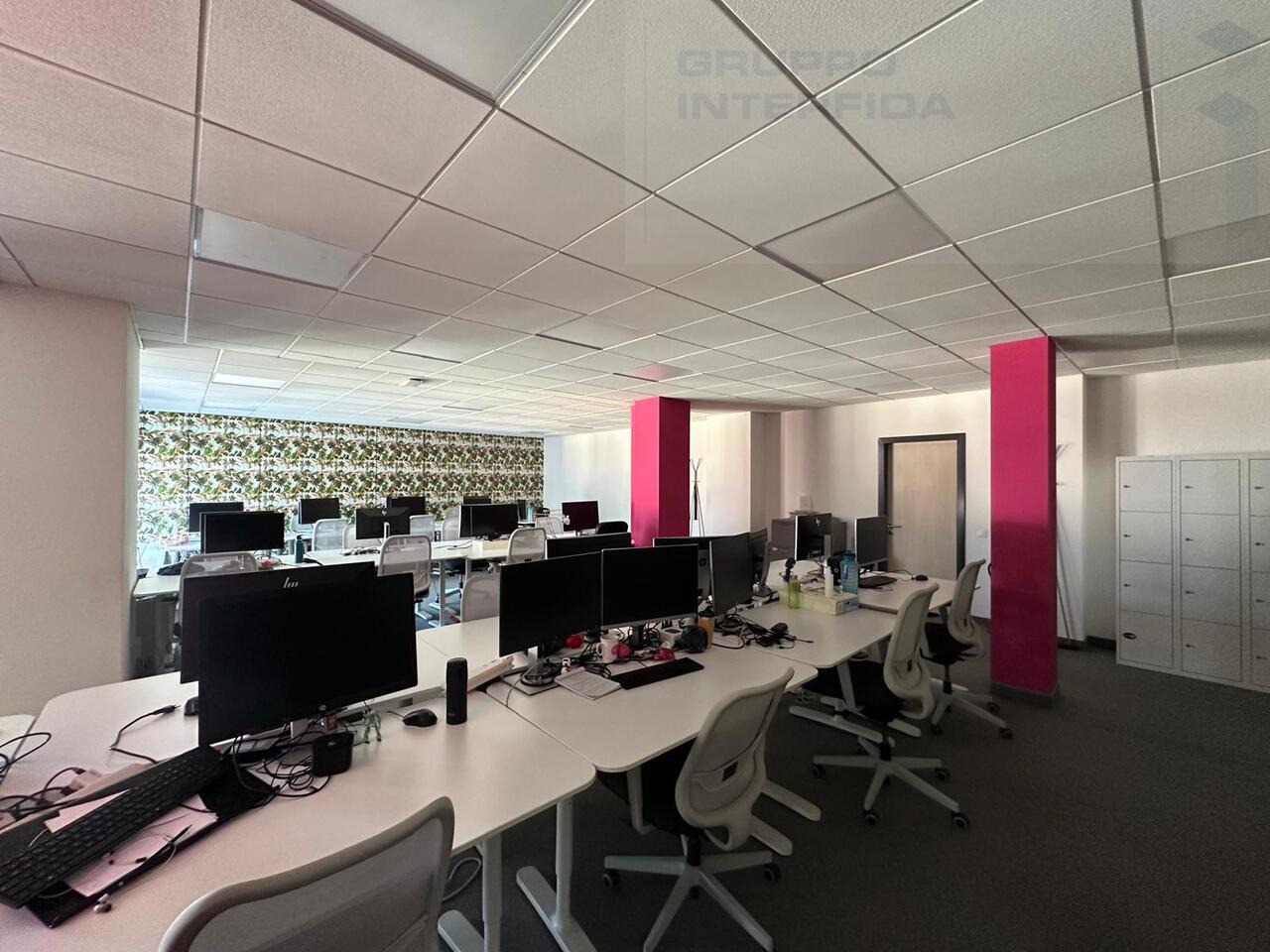 950m² bureau