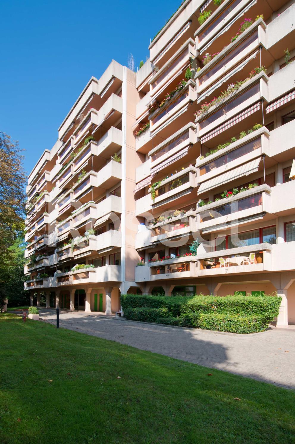 Appartamento di 8 locali, foto 1 di 9