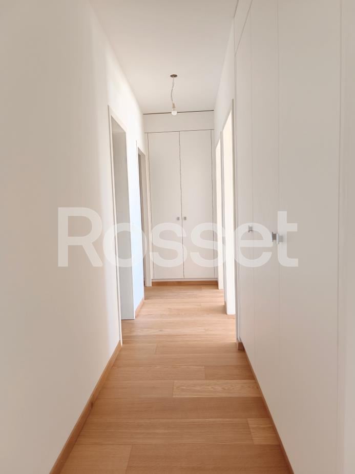 Appartamento di 8 locali, foto 6 di 9