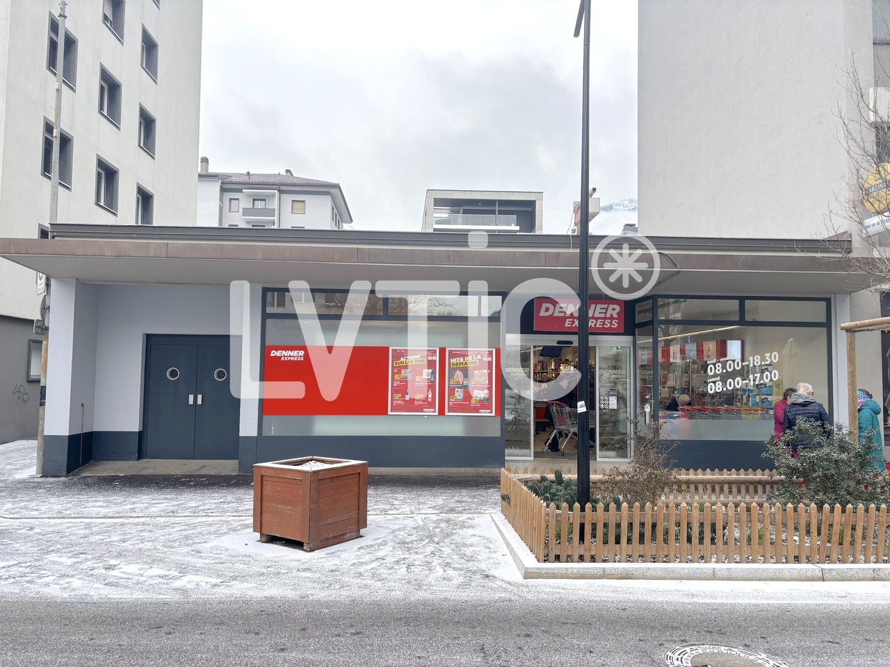 432m² negozio