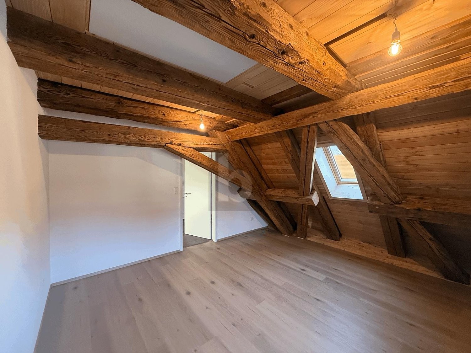 Casa a schiera di 5 ½ locali, foto 4 di 4