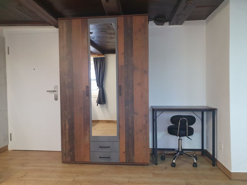 Chambre dans un appartement partagé