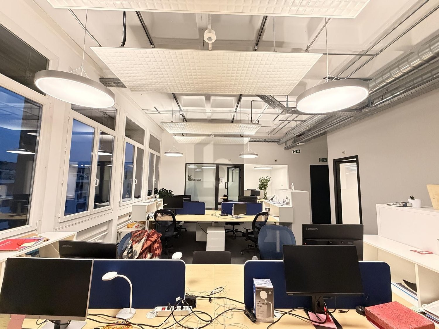 75m² ufficio, foto 2 di 4