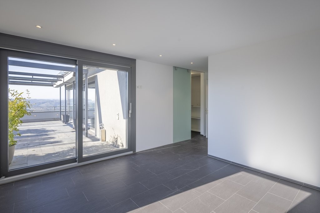 Appartamento attico di 4 ½ locali, foto 5 di 10
