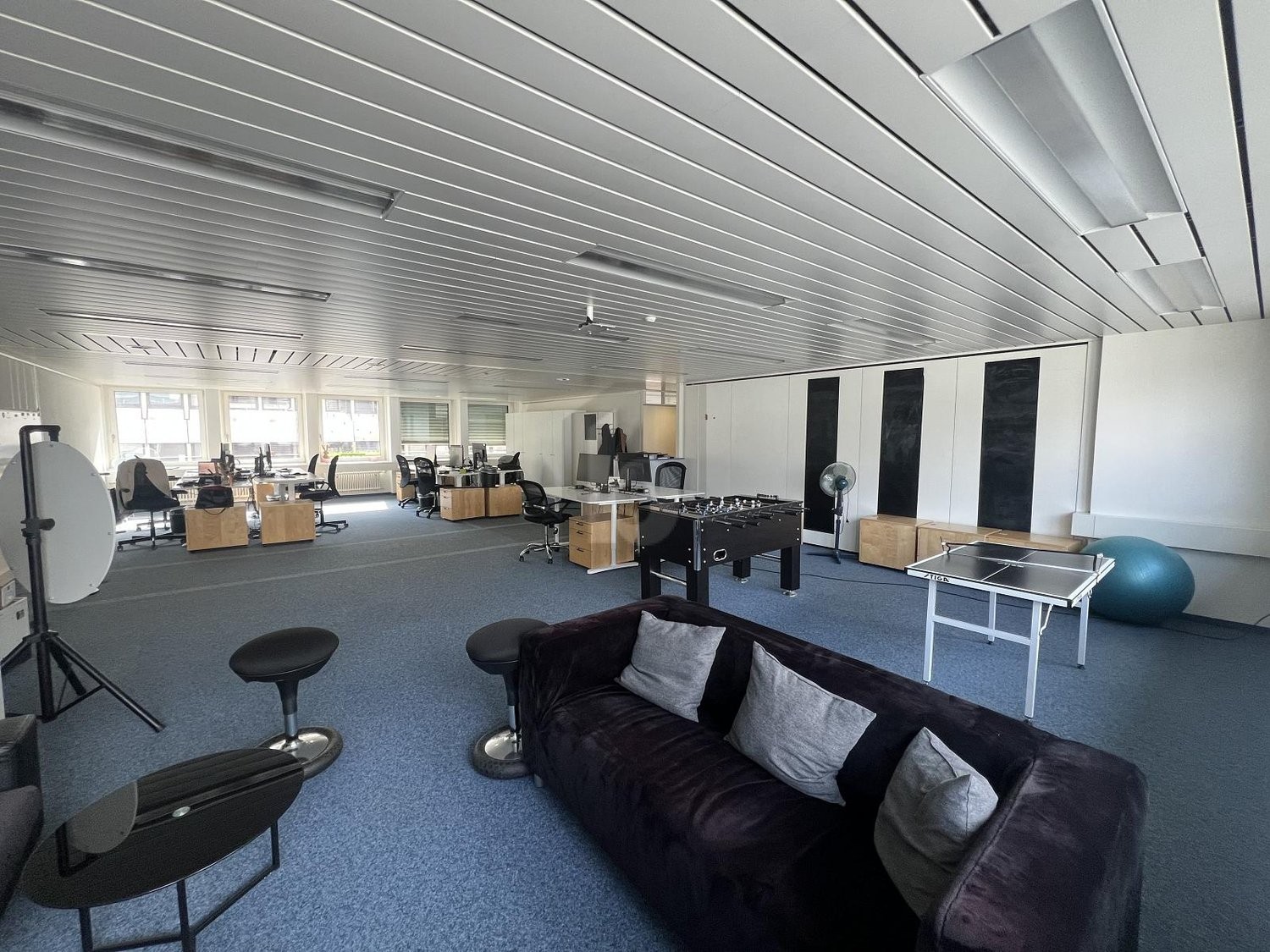 260m² office