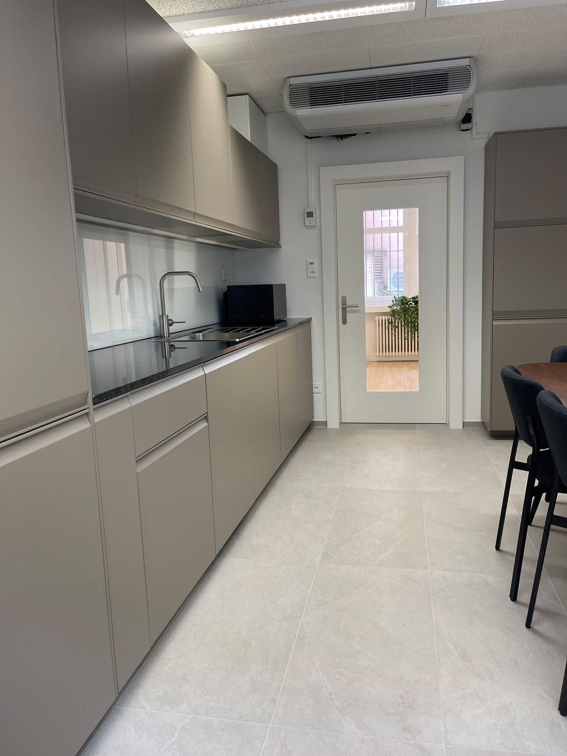 ufficio 17-17m²