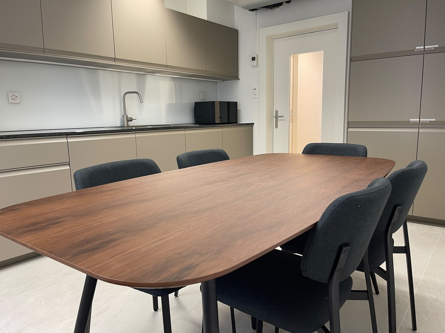 ufficio 17-17m²