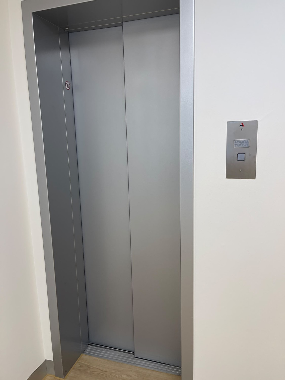 ufficio 17-17m²