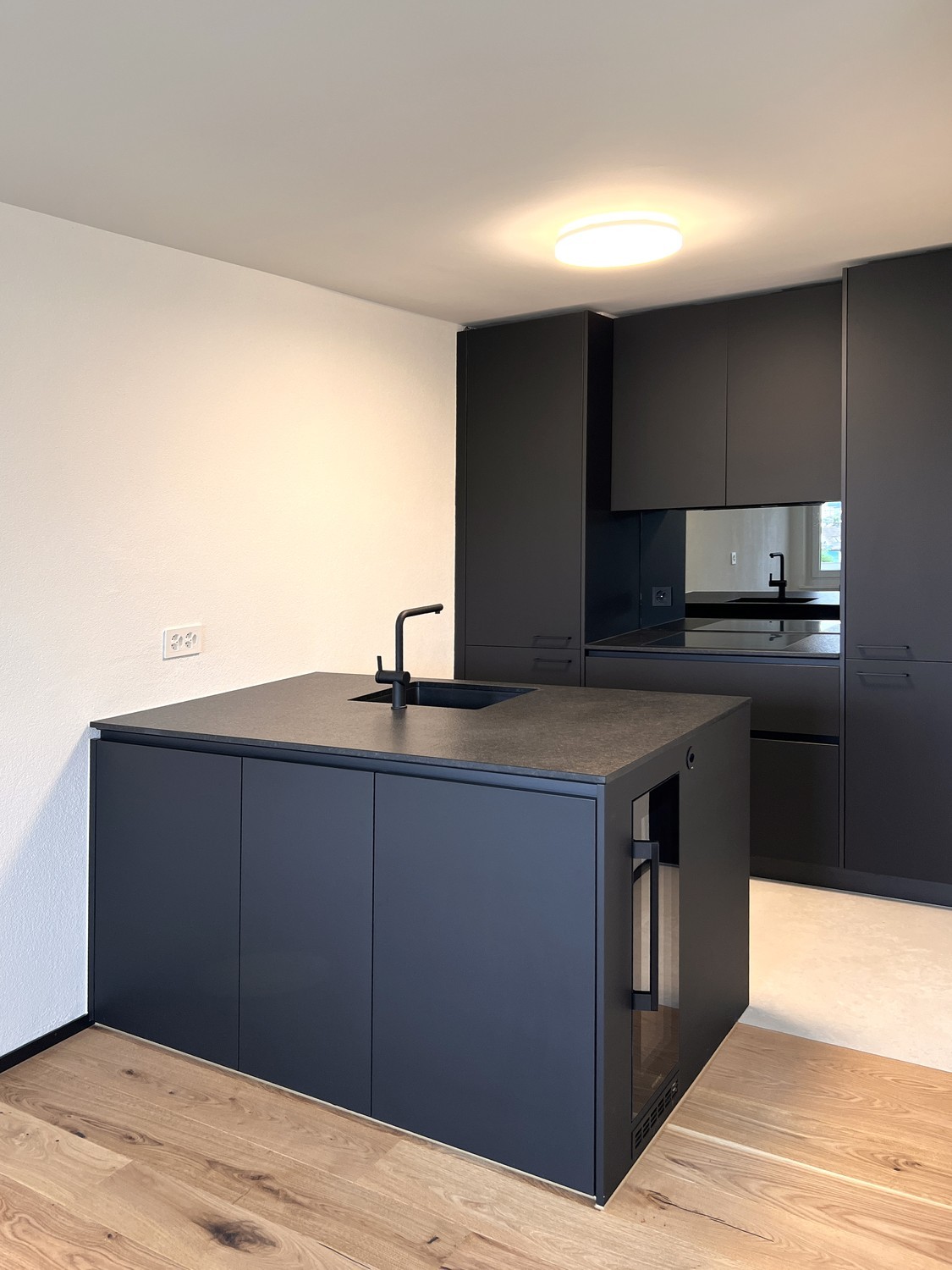 Appartamento mansardato di 3 ½ locali, foto 3 di 9
