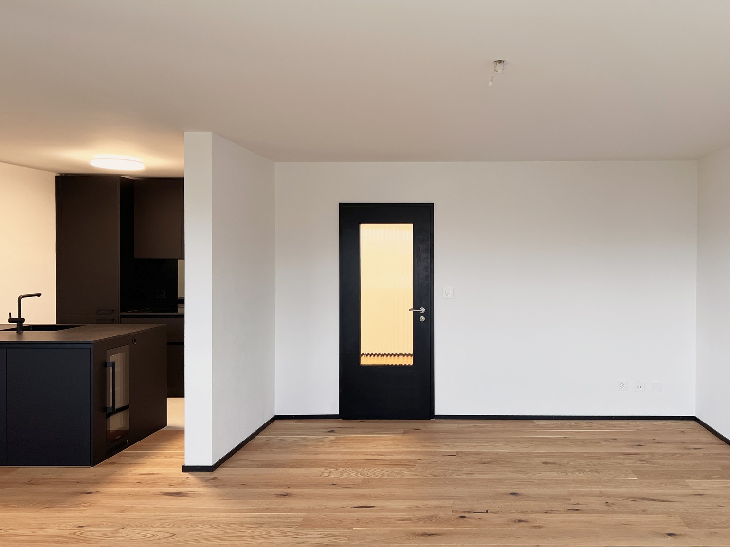 Appartamento mansardato di 3 ½ locali, foto 2 di 9