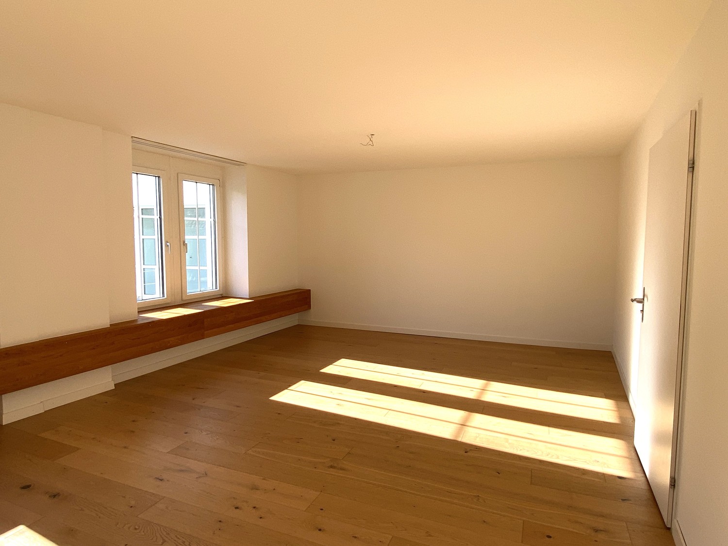 30m² commercial