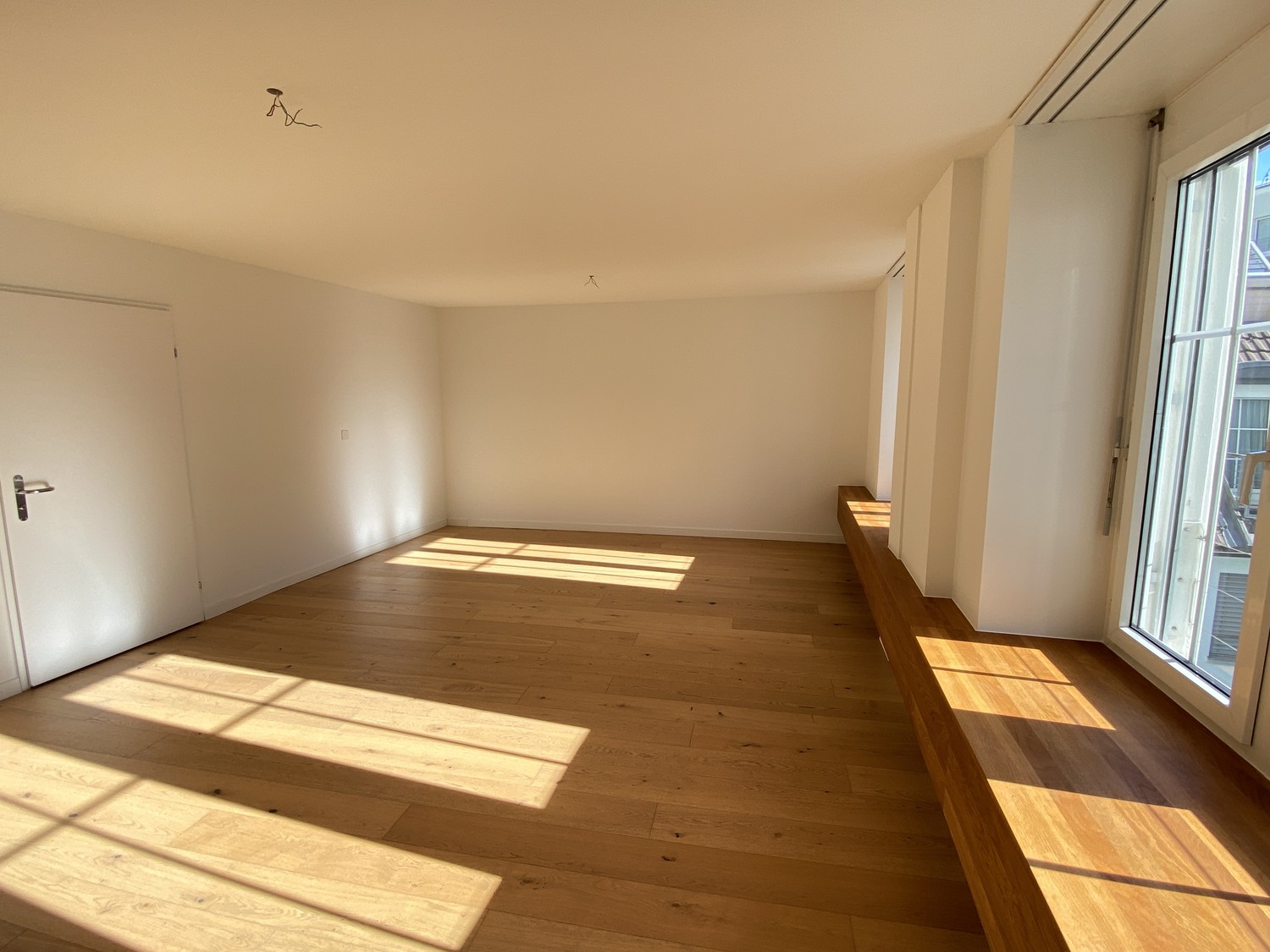 30m² commercial