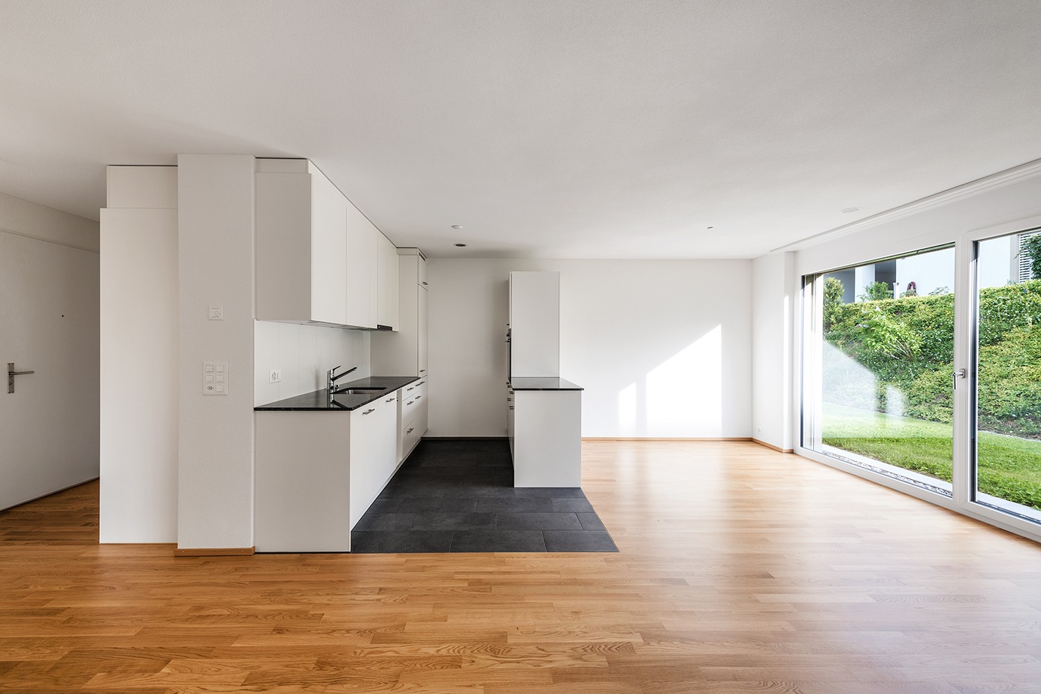 appartamento attico di 2 ½ locali, foto 2 di 6