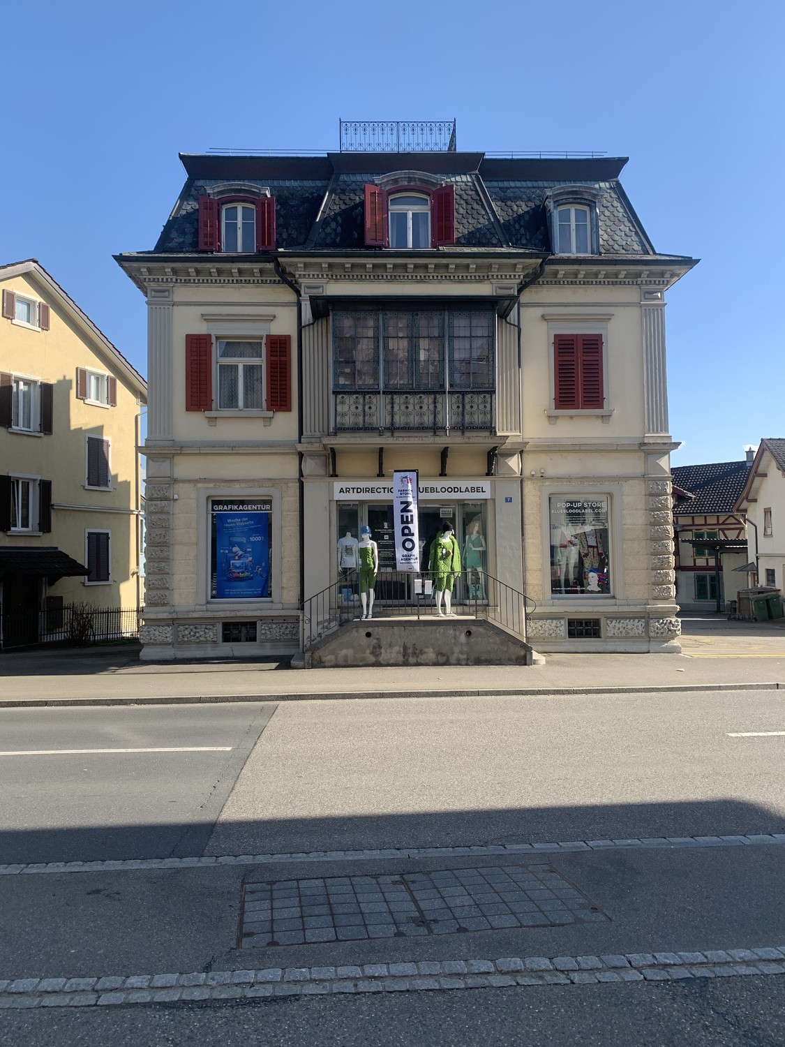 14m² commercial