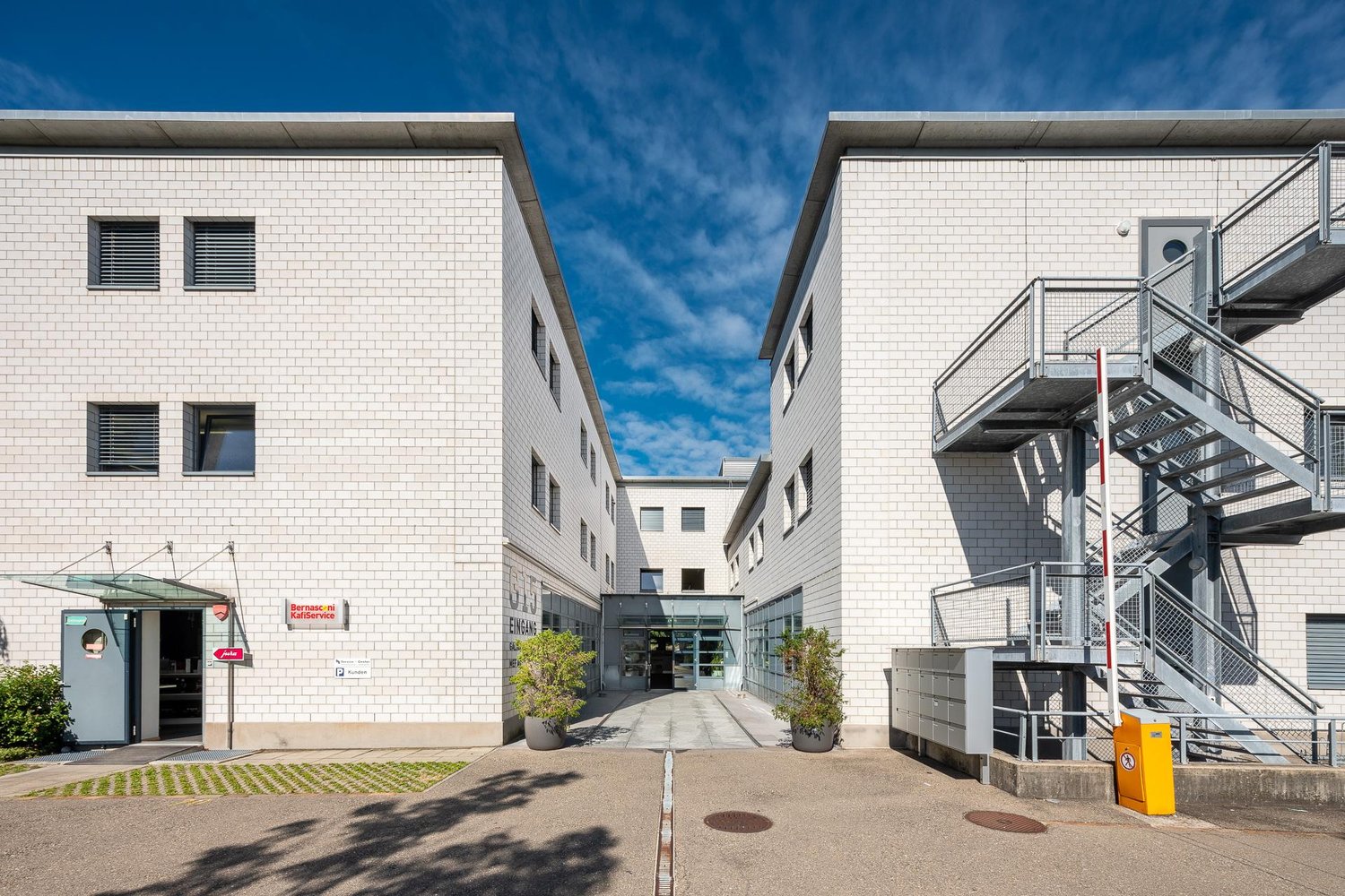 171m² commerciale